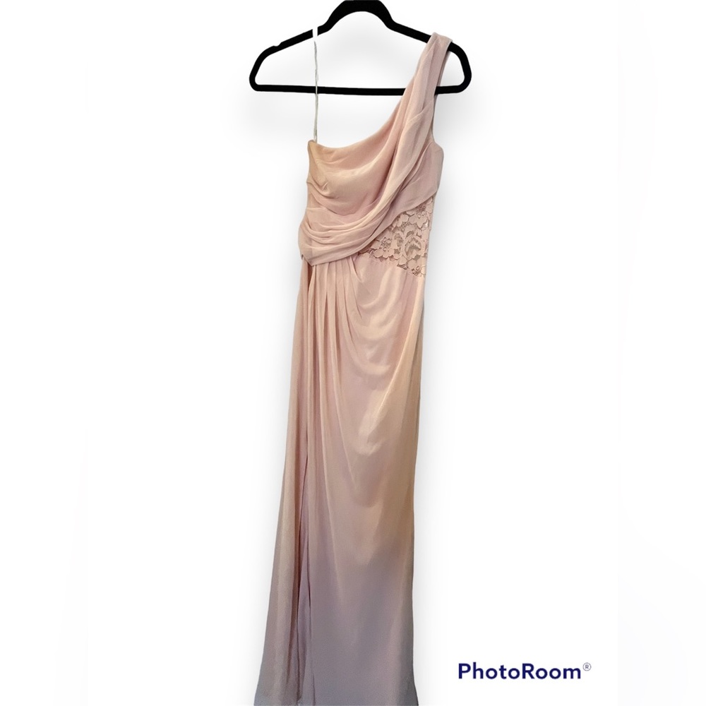 Petal David’s Bridal. Hemmed for 5’4” height. Size 2.